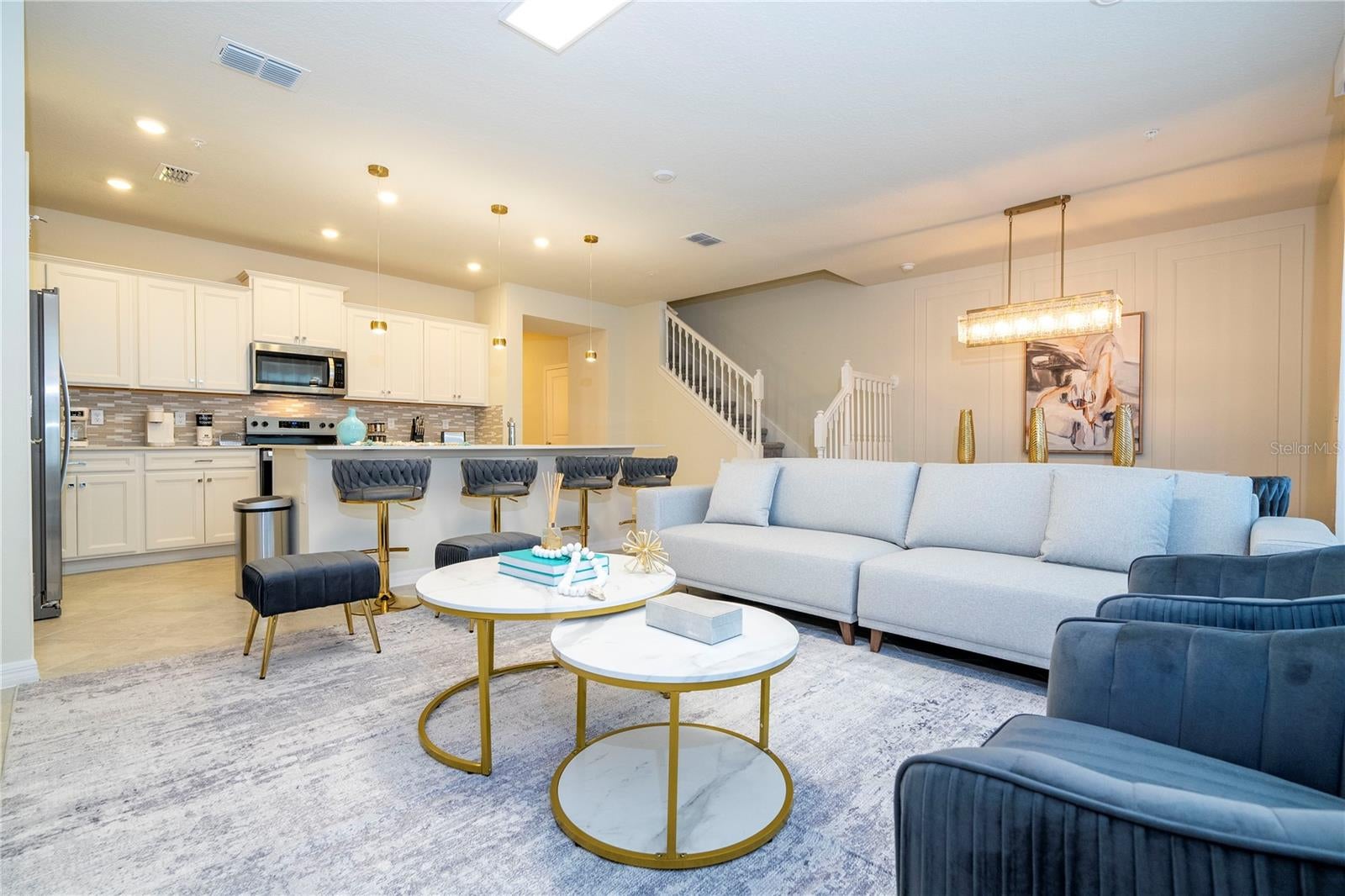 1248 BLUE ISLAND DRIVE