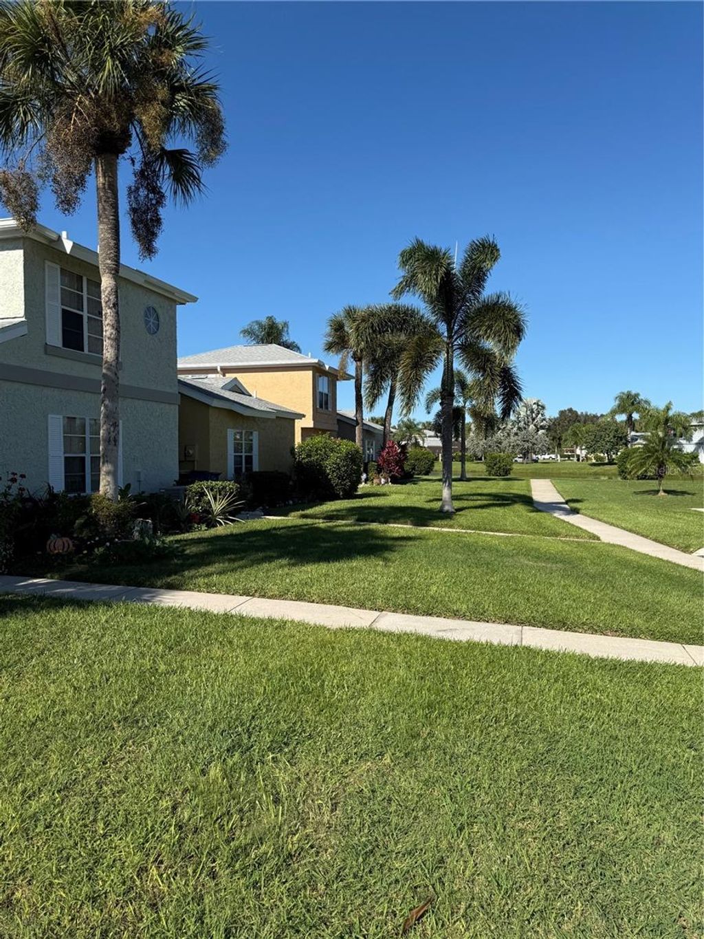 Photo of 1445 Malibu Circle NE #110, Palm Bay, FL 32905 (MLS # O6386957)