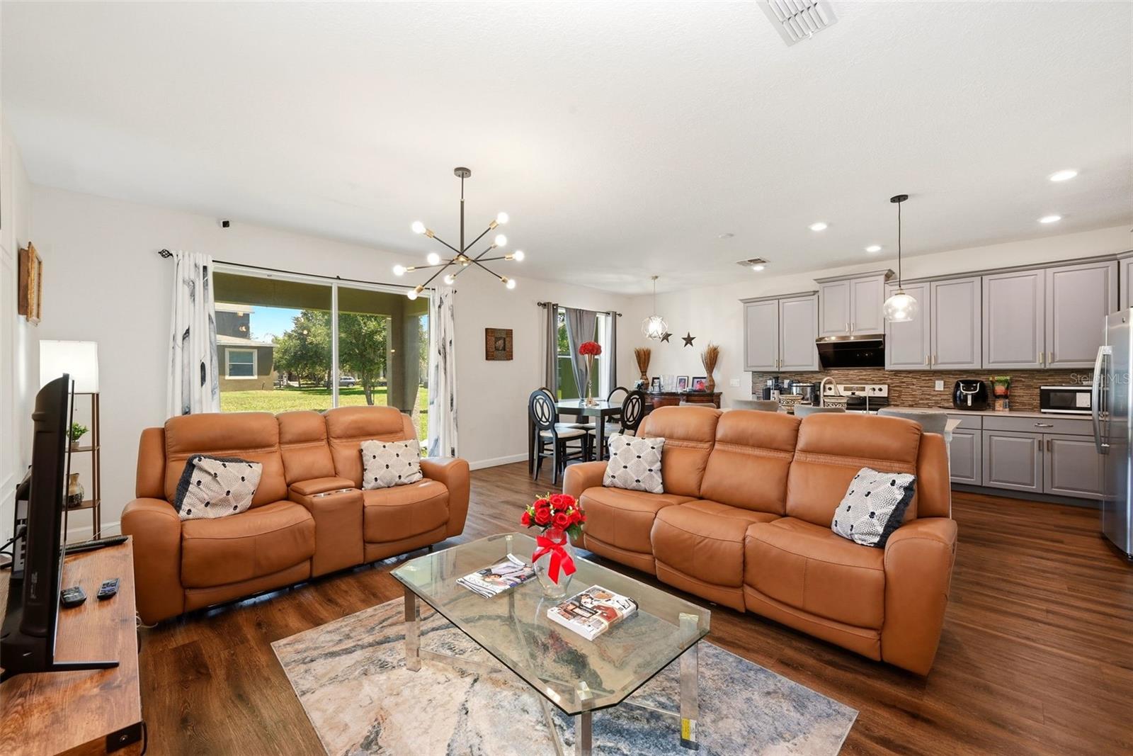 SIGNATURE LAKES PH 3B-4, 3B-5 - Residential
