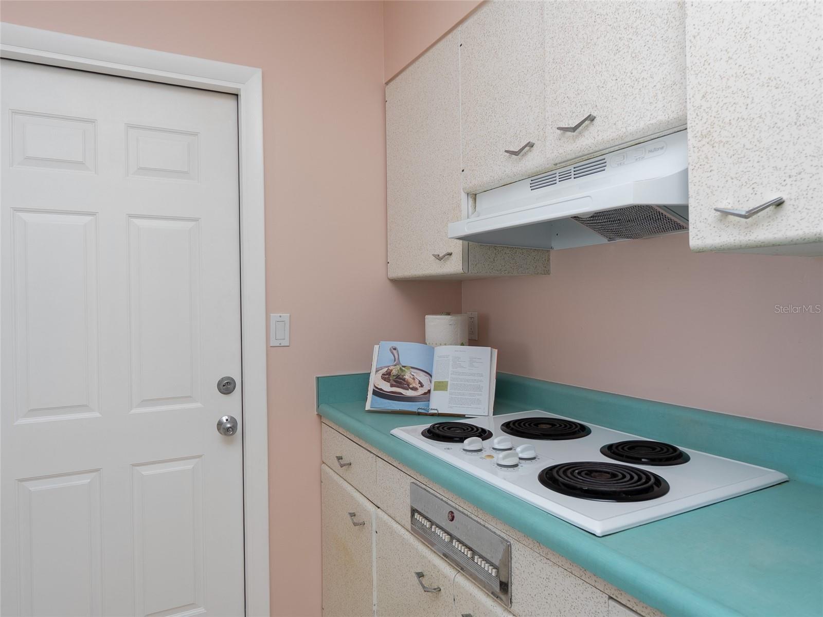 SOUTH GATE - Residential