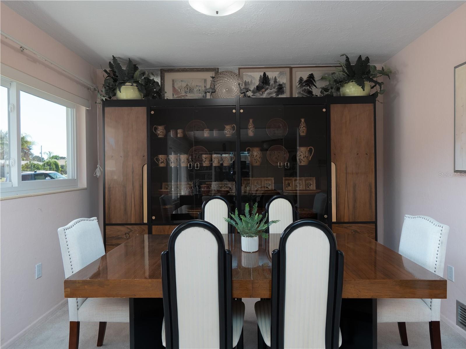 SOUTH GATE - Residential