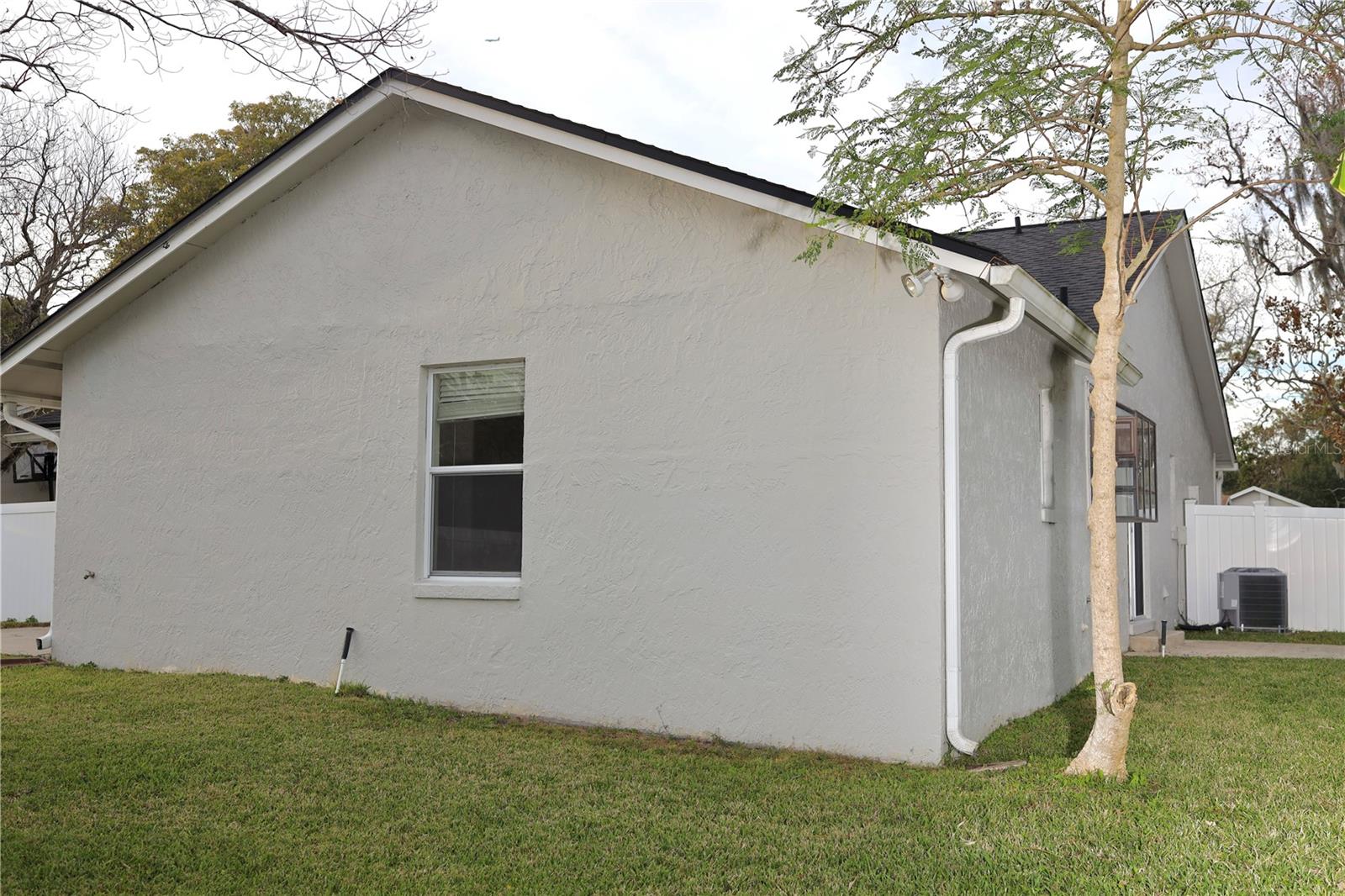 WEDGEWOOD TENNIS VILLAS - Residential