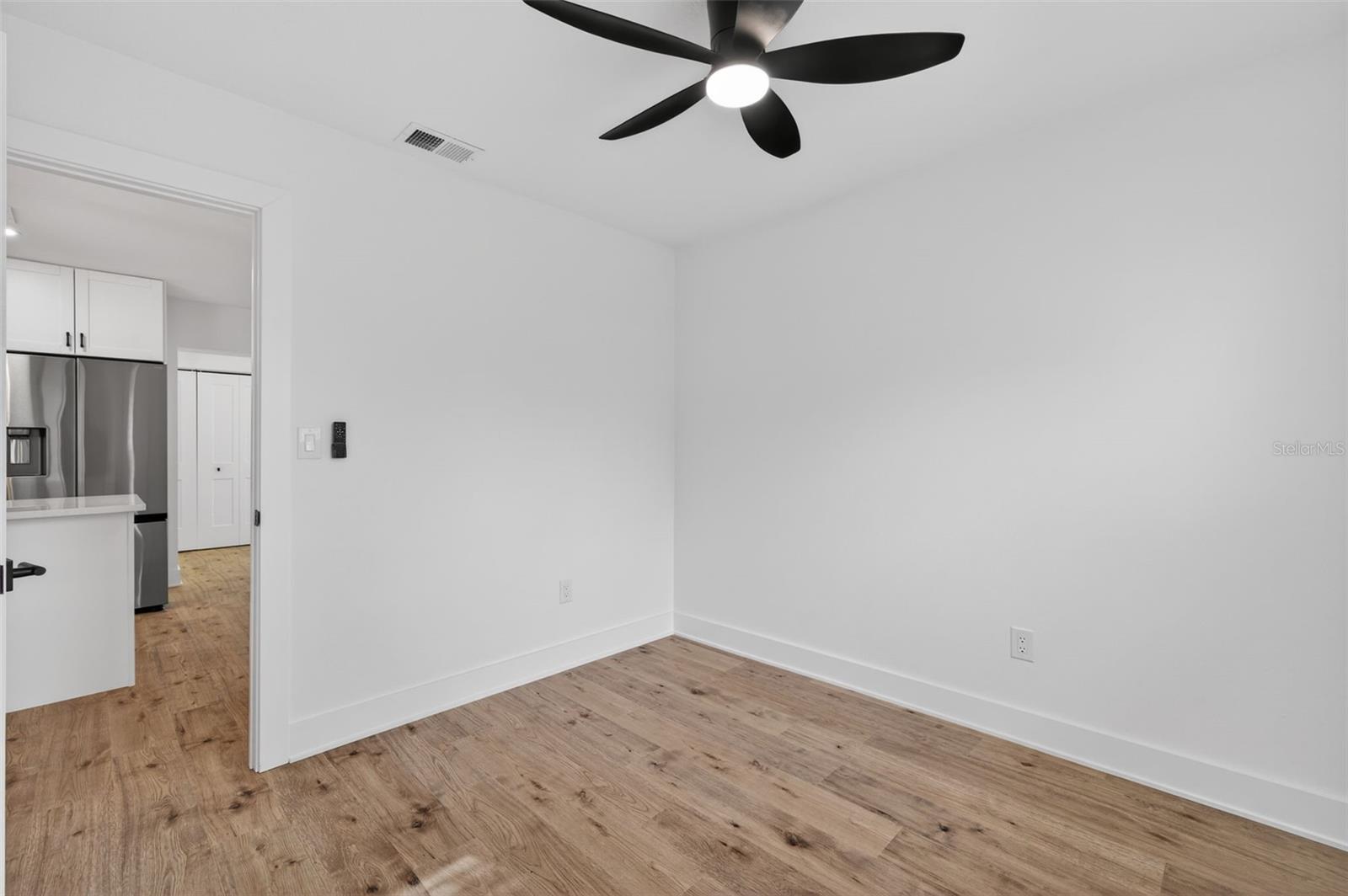 WALDEN WOODS - Residential