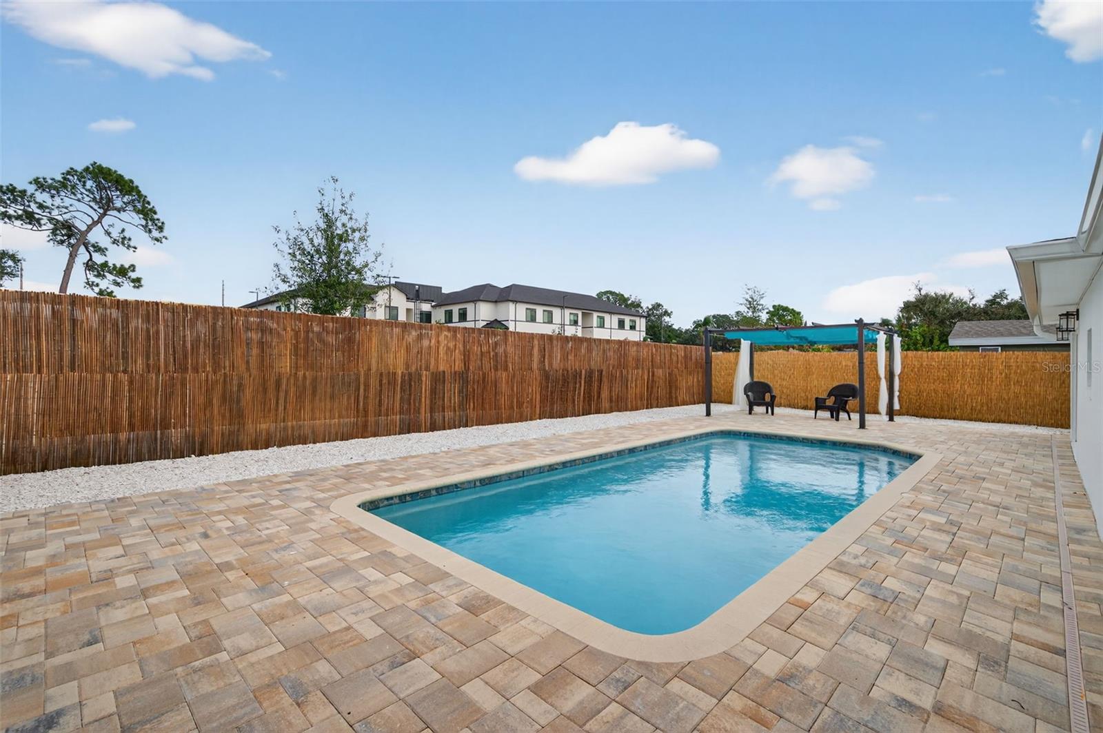 WALDEN WOODS - Residential