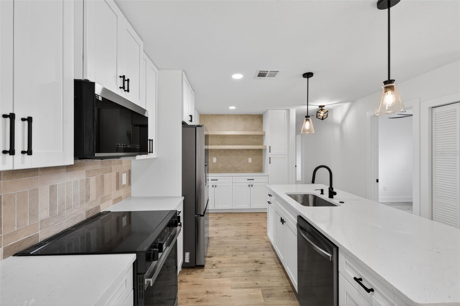 WALDEN WOODS - Residential