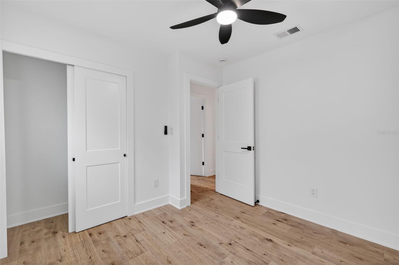 WALDEN WOODS - Residential