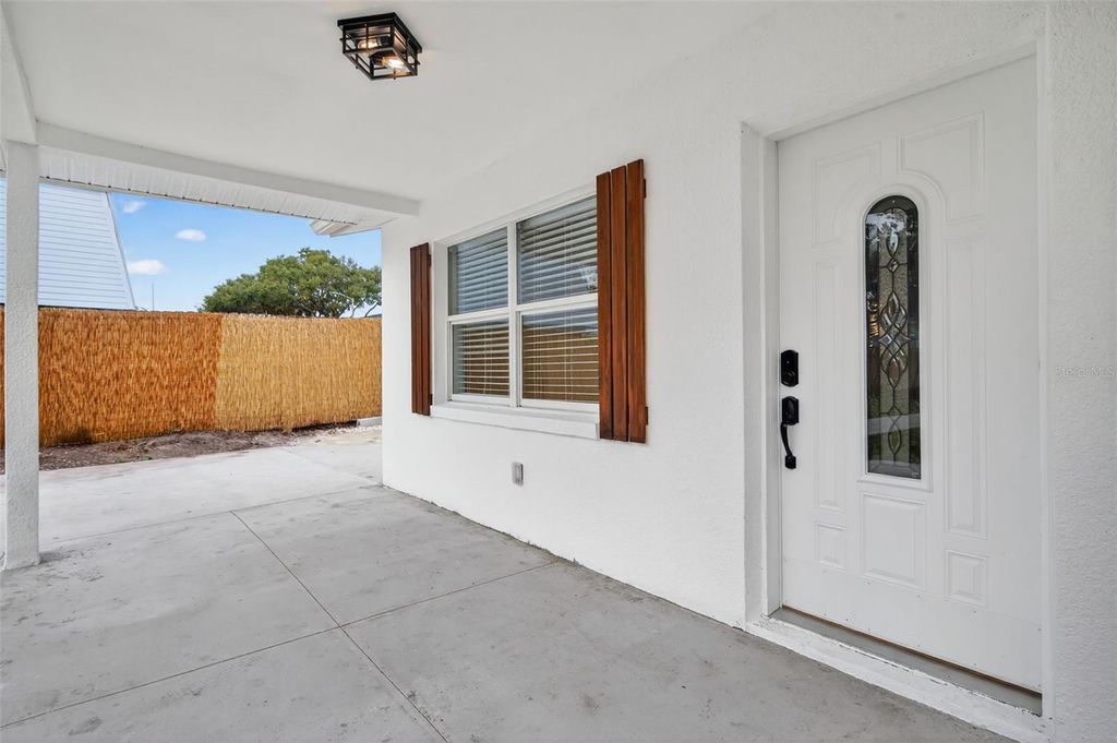 Photo of 1550 Cumberland Lane, Clearwater, FL 33755 (MLS # TB8465291)