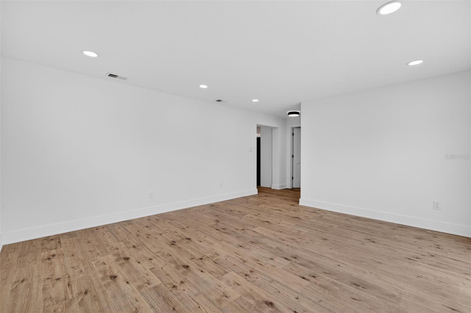 WALDEN WOODS - Residential