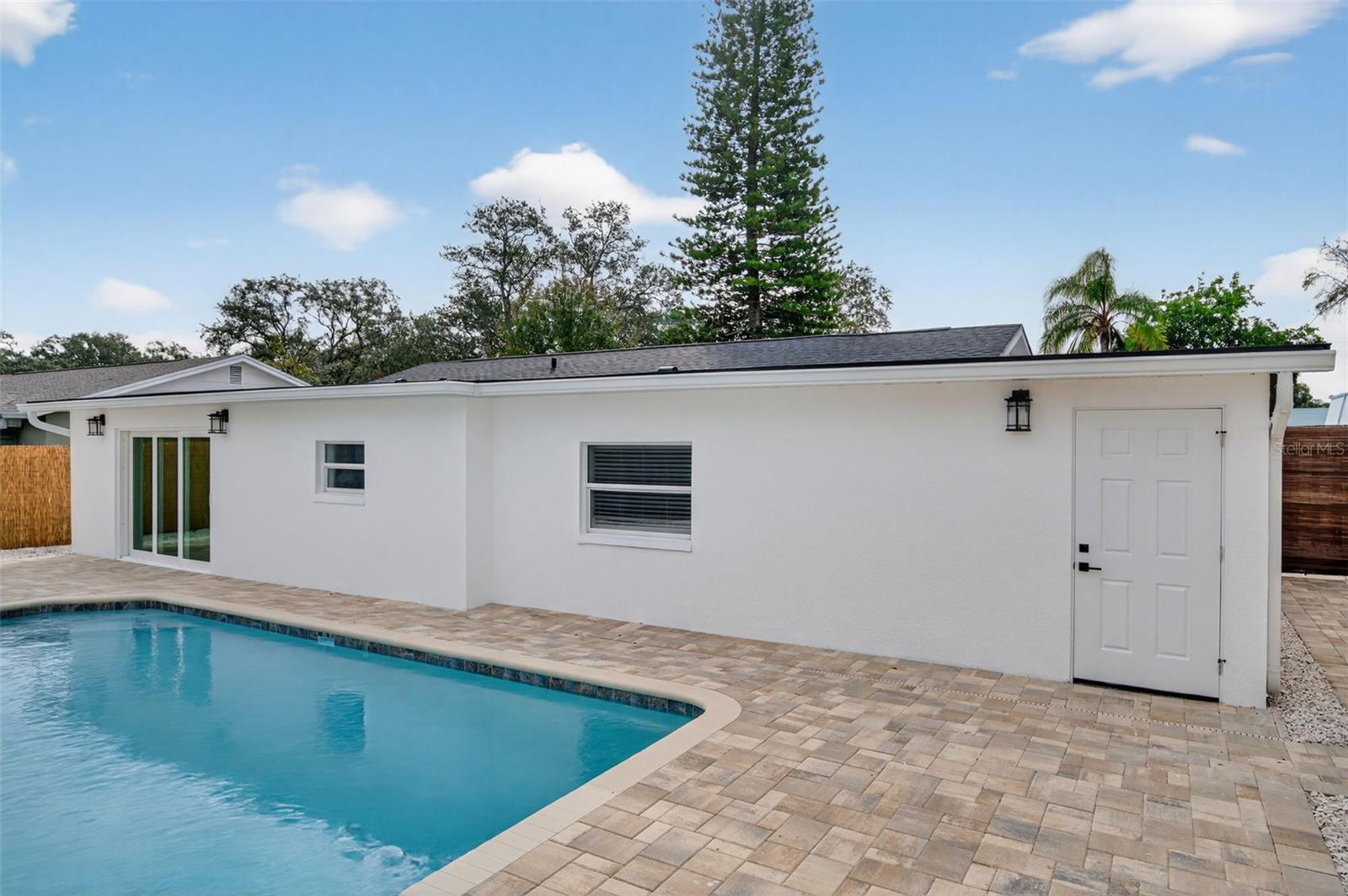 WALDEN WOODS - Residential