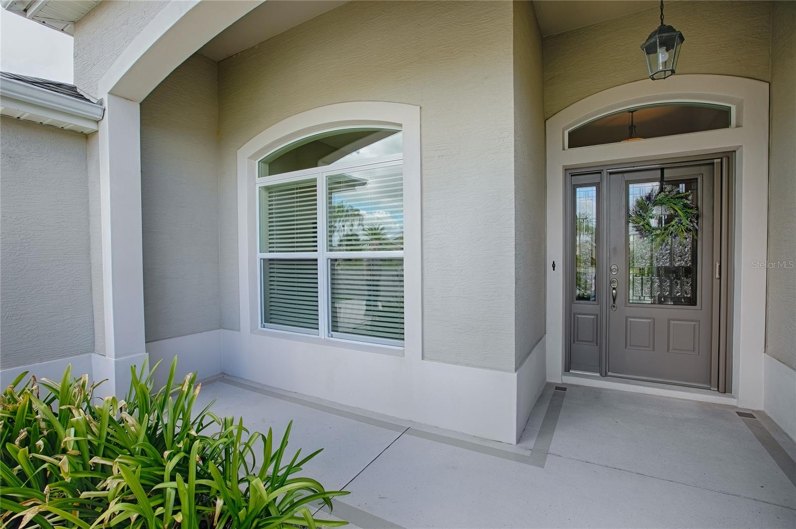 1160 MOCKINGBIRD LANE