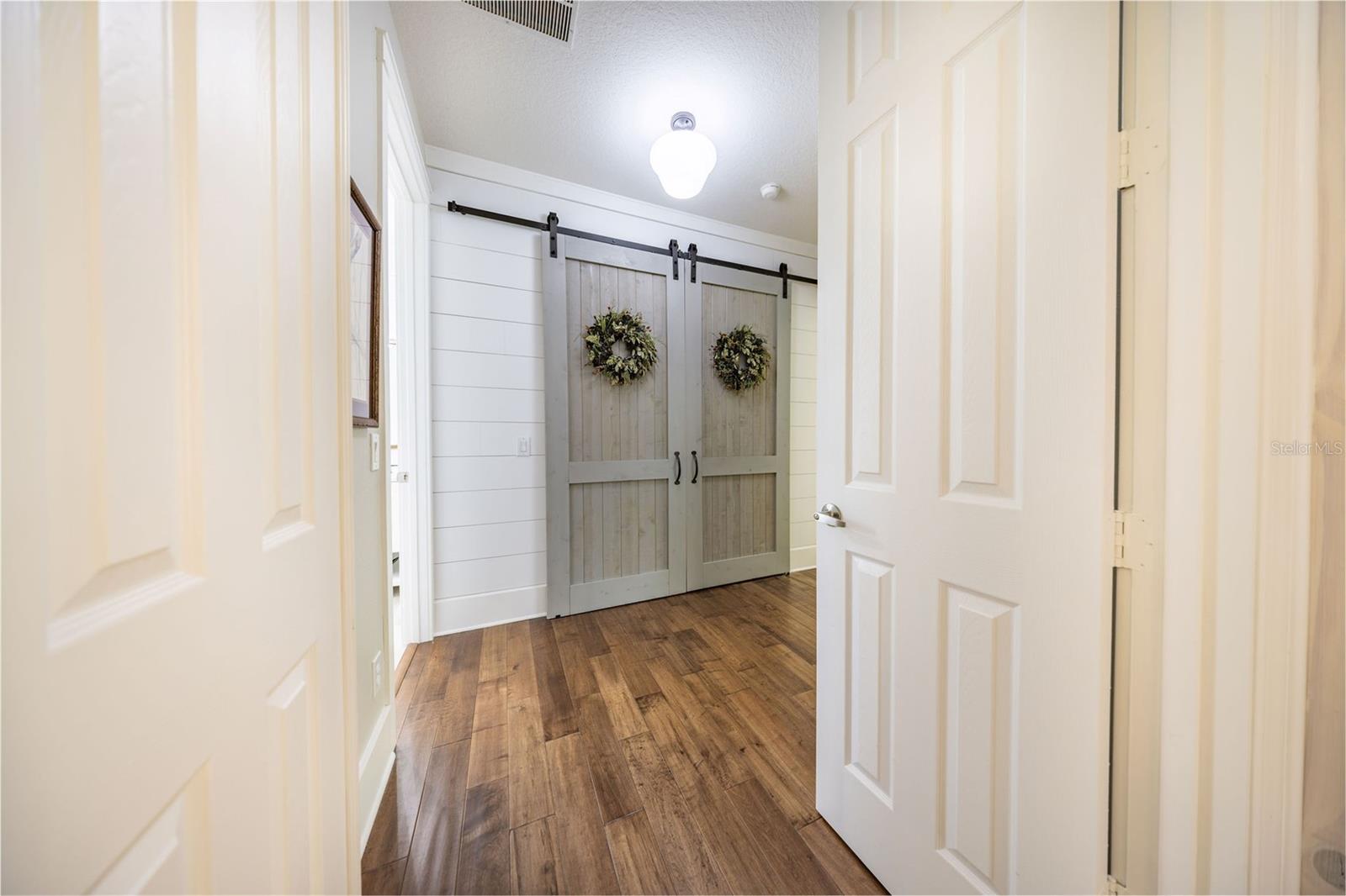 RETREAT AT WEKIVA - Residential