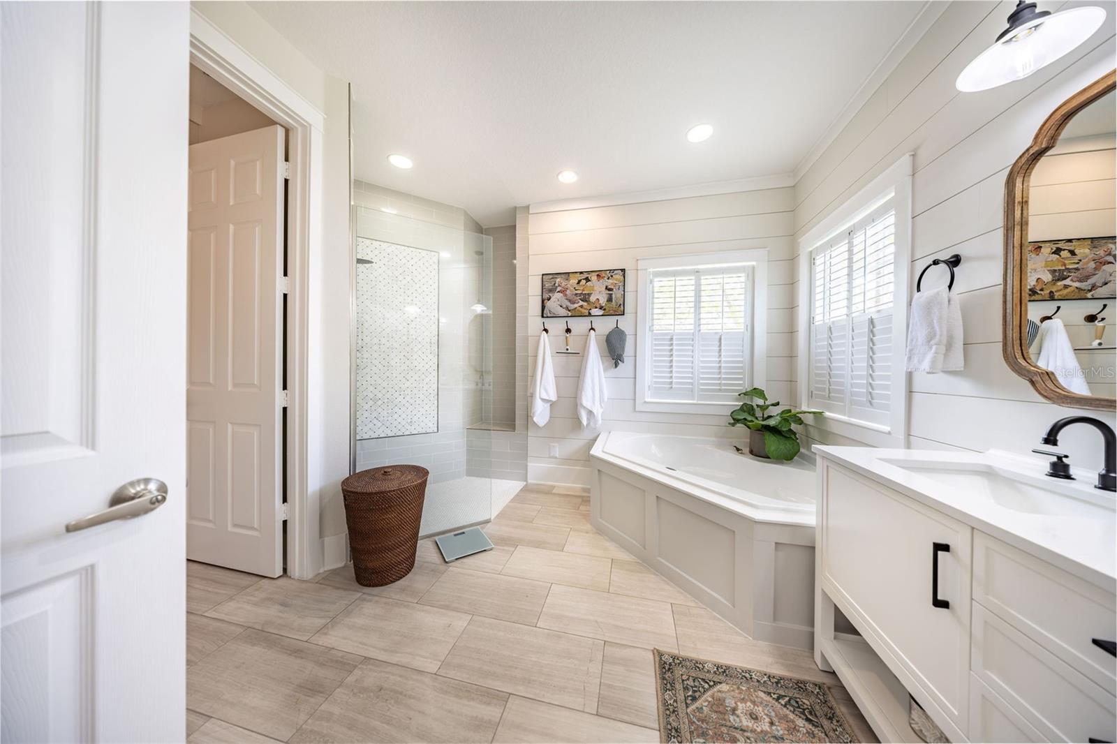 RETREAT AT WEKIVA - Residential