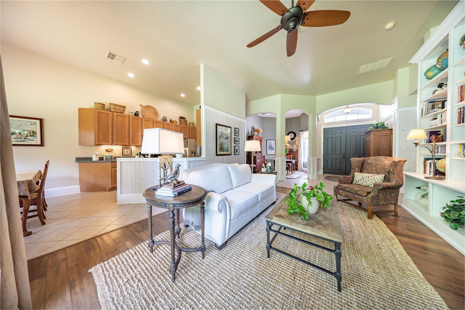 RETREAT AT WEKIVA - Residential