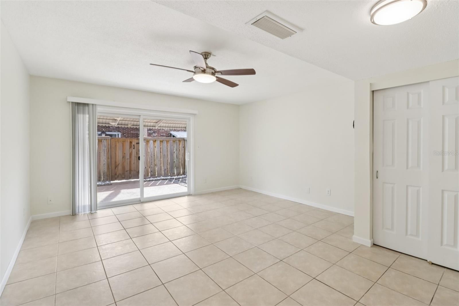 2200 S PALMETTO AVENUE B050