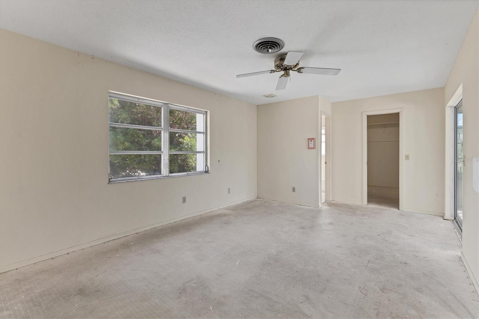 NOKOMIS GARDENS - Residential