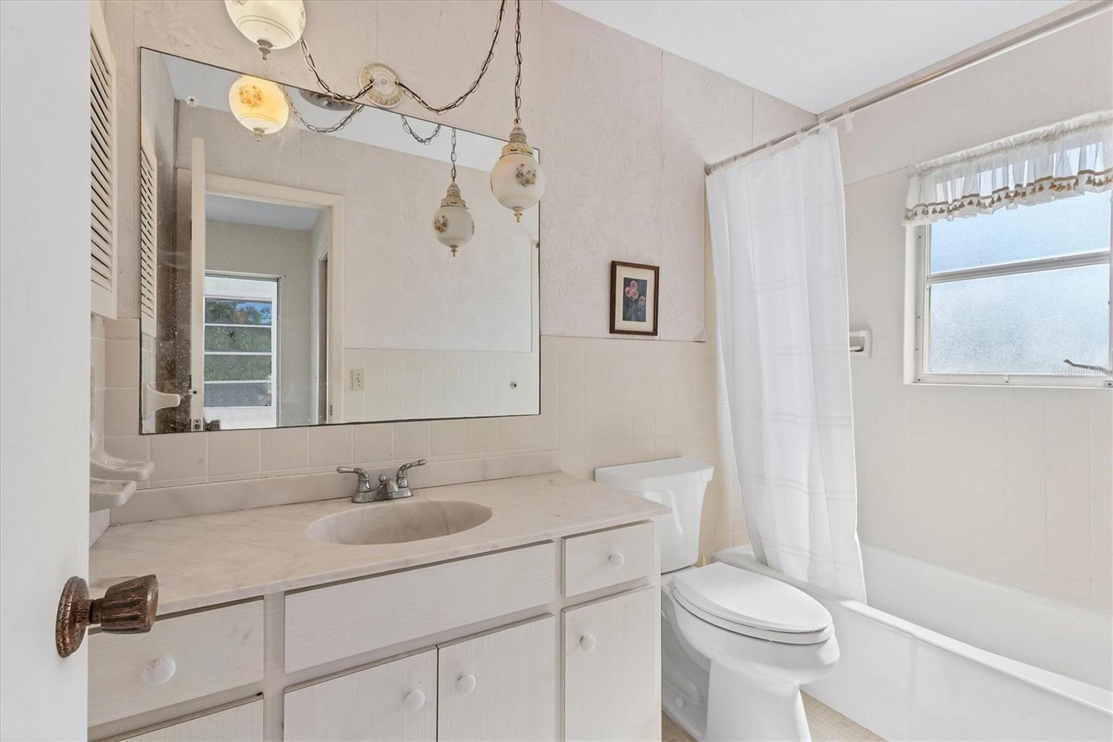 NOKOMIS GARDENS - Residential