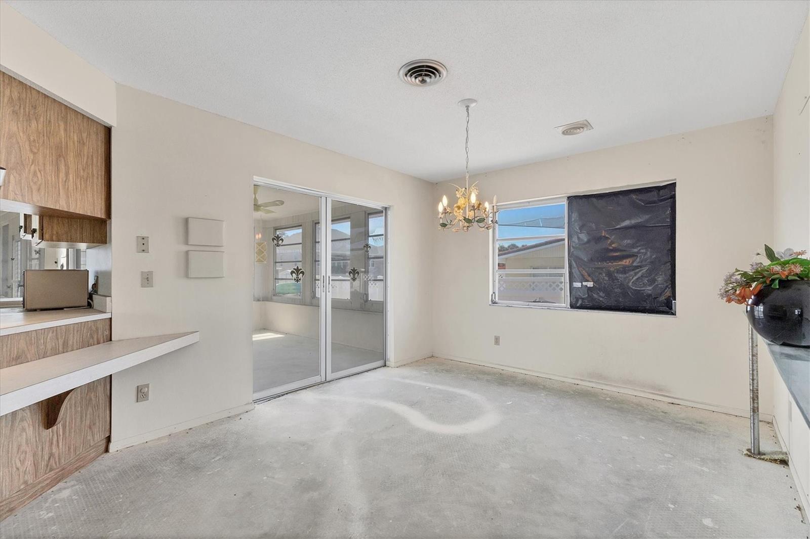 NOKOMIS GARDENS - Residential