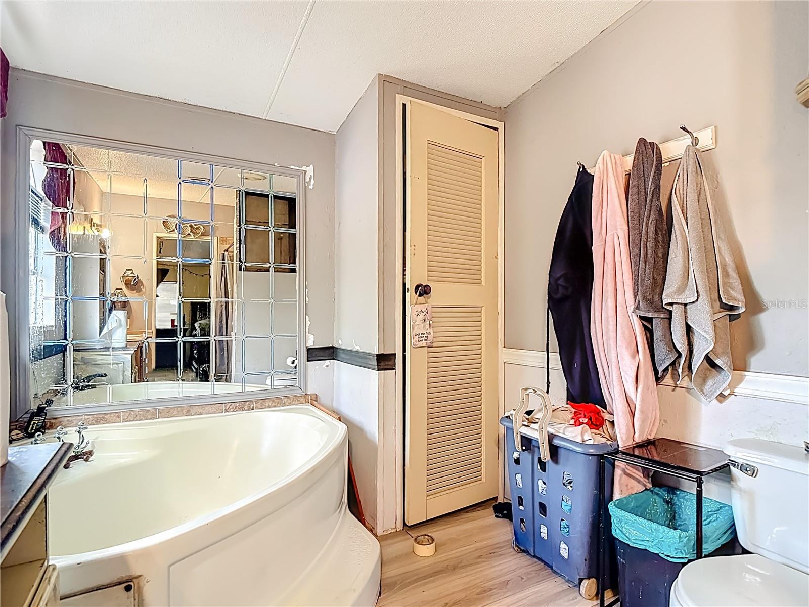 R Z INVESTMENTS - Residential