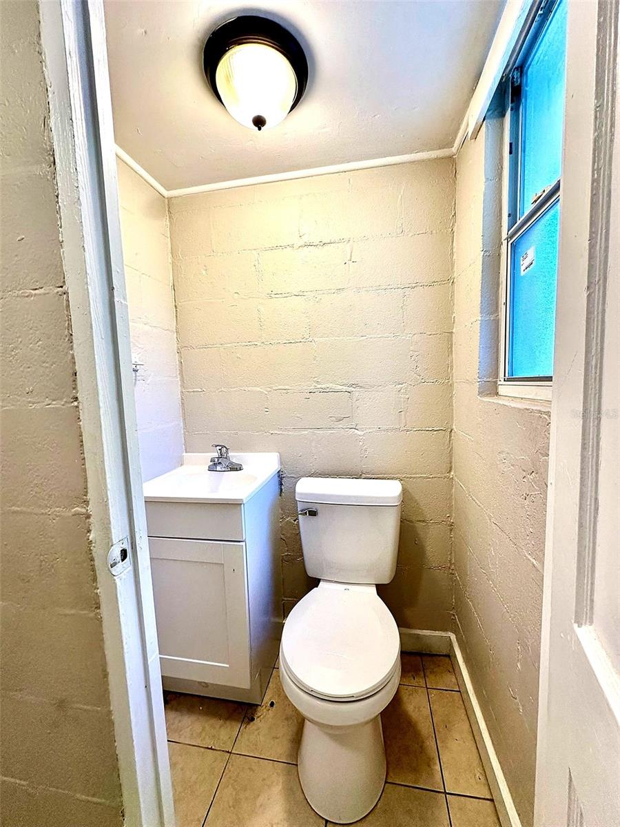 DOIG & ROBERTSONS ADDN-W R THOMAS - Residential