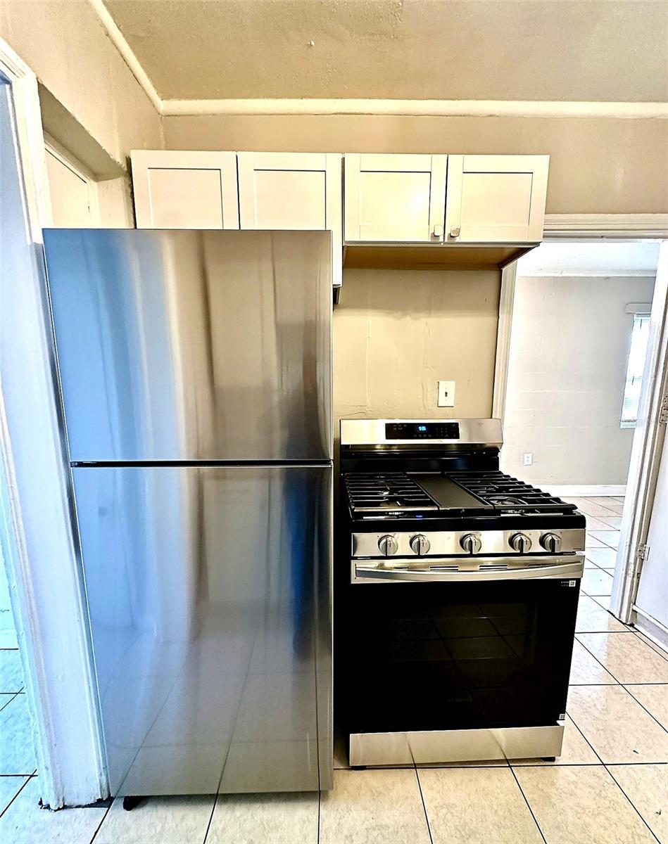 DOIG & ROBERTSONS ADDN-W R THOMAS - Residential