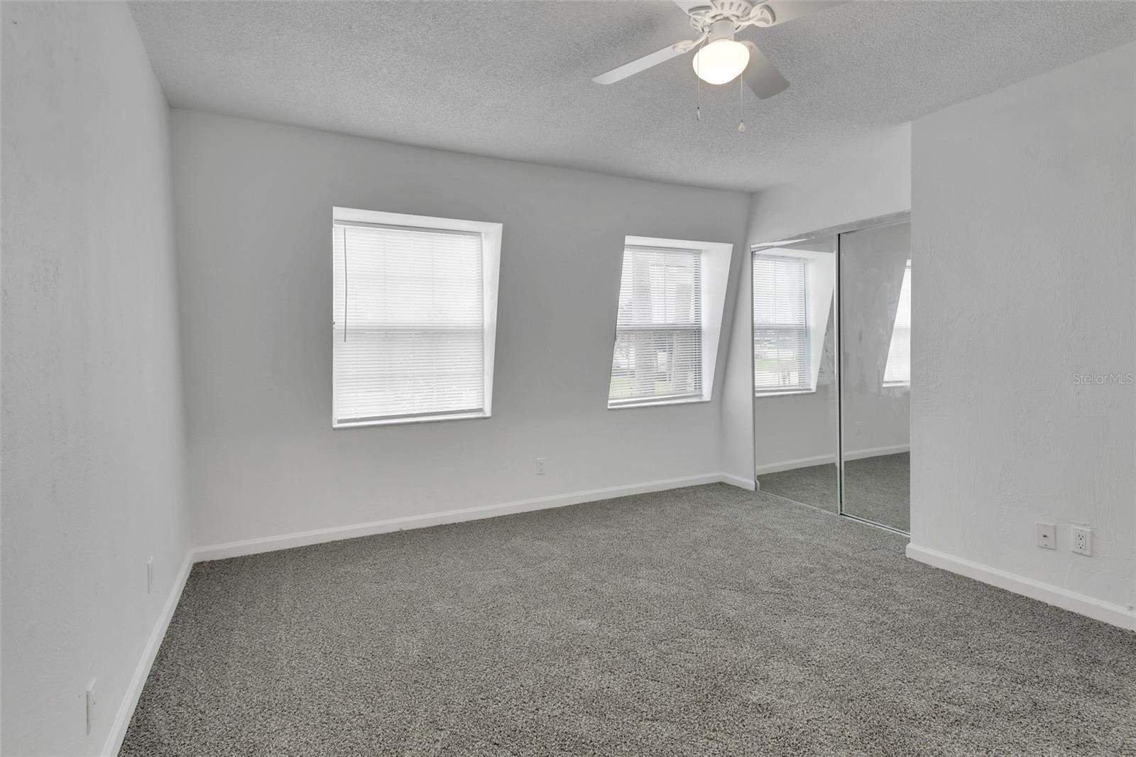 COLONIAL TOWNHSES CONDO PH 1 - Residential