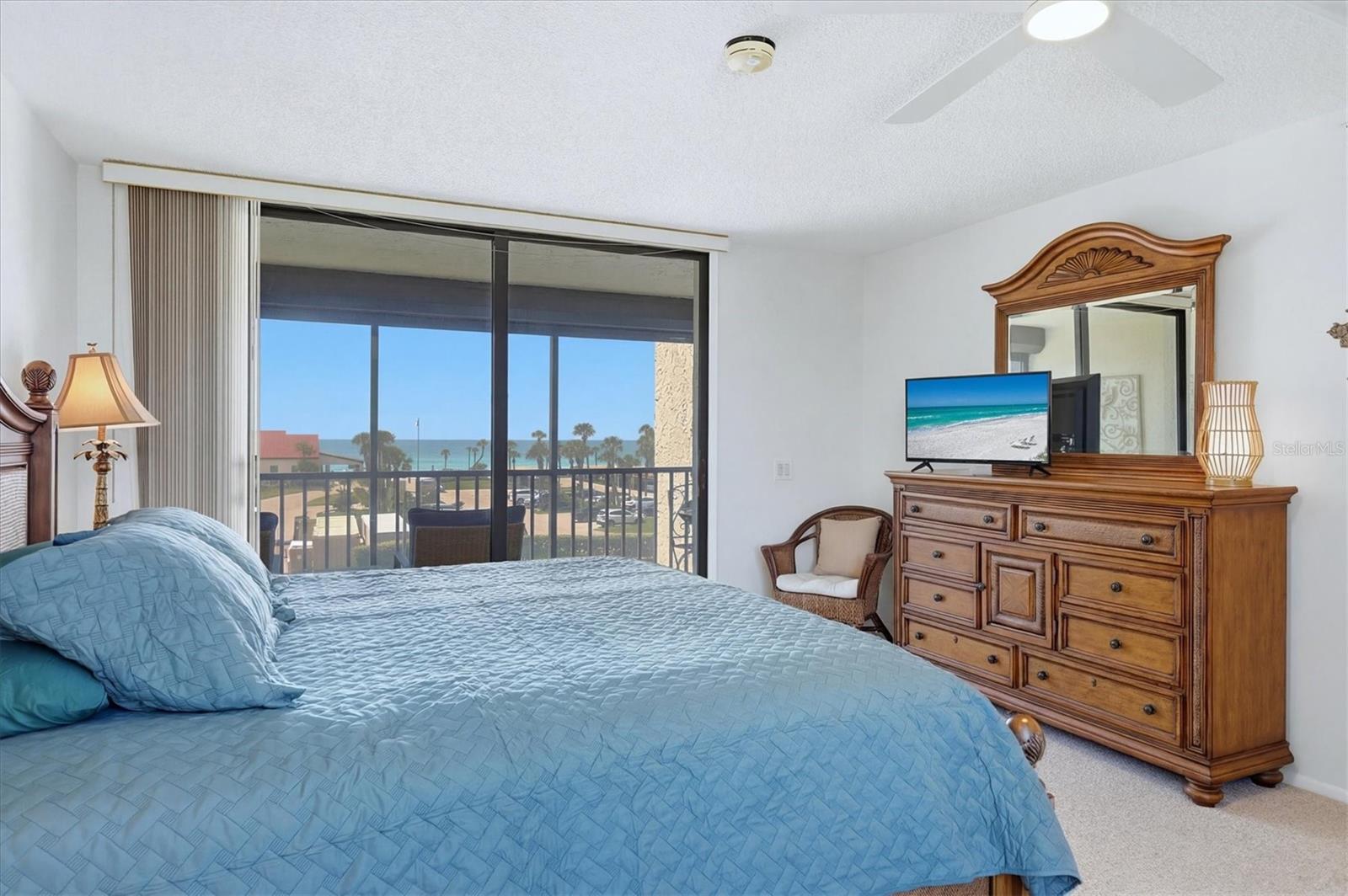 SEAPLACE IV - Residential