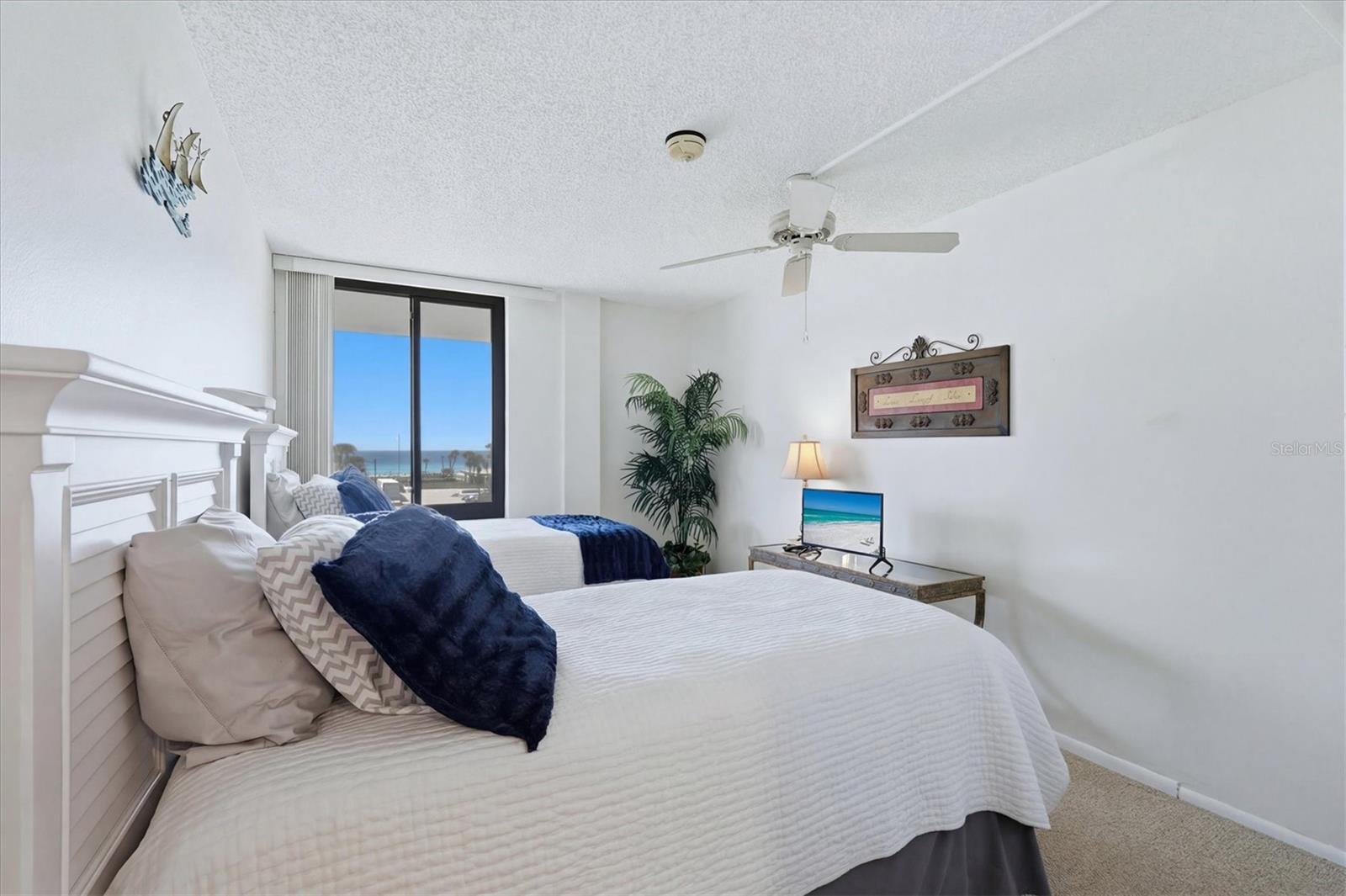 SEAPLACE IV - Residential