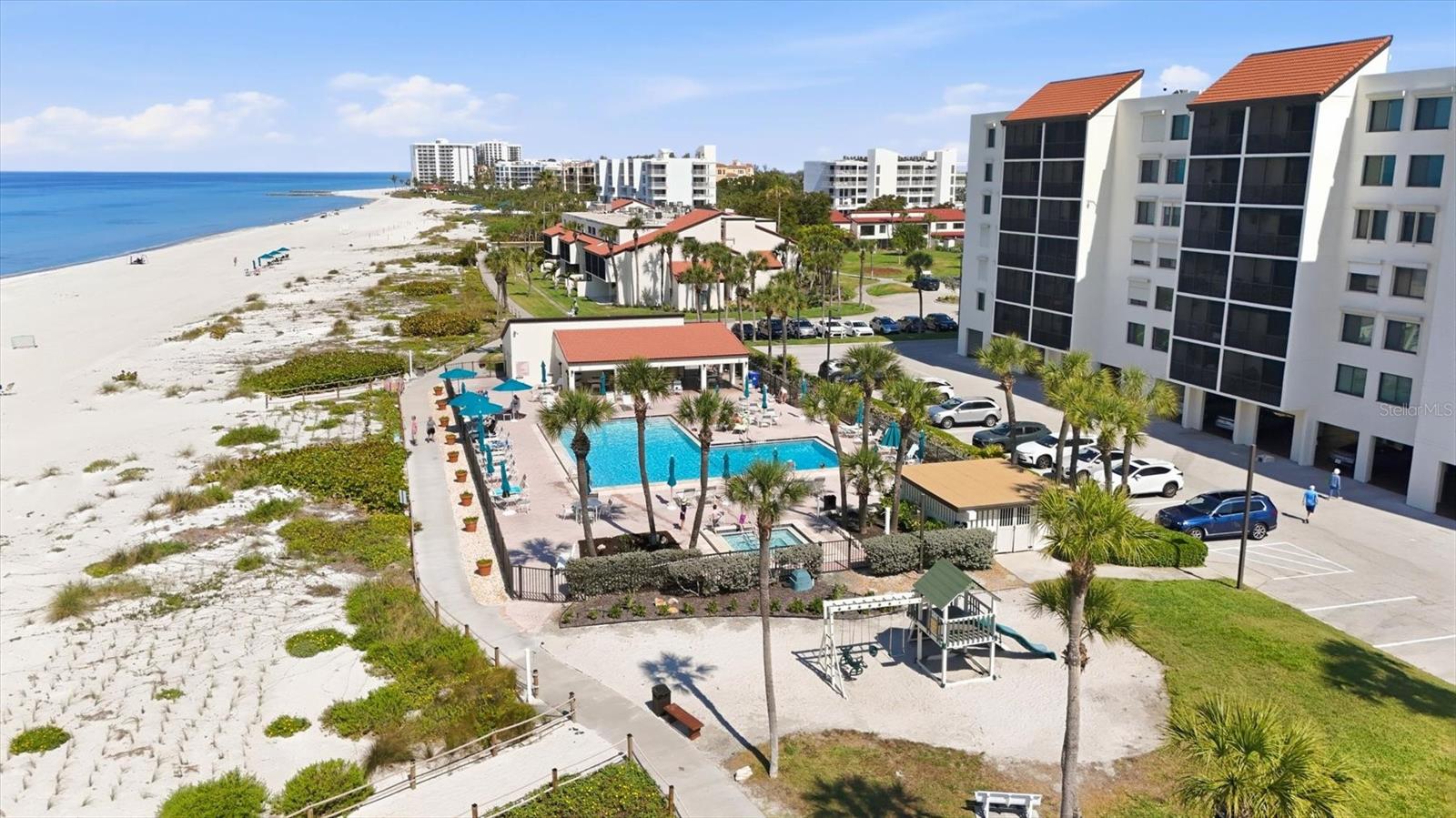 SEAPLACE IV - Residential