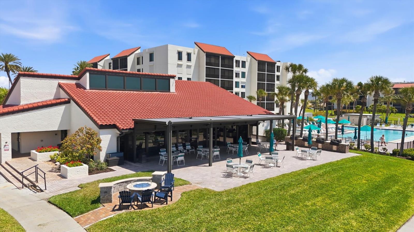 SEAPLACE IV - Residential