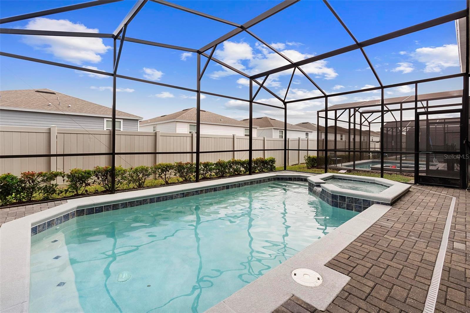 WINDSOR ISLAND RESORT PHASE 2A - Residential