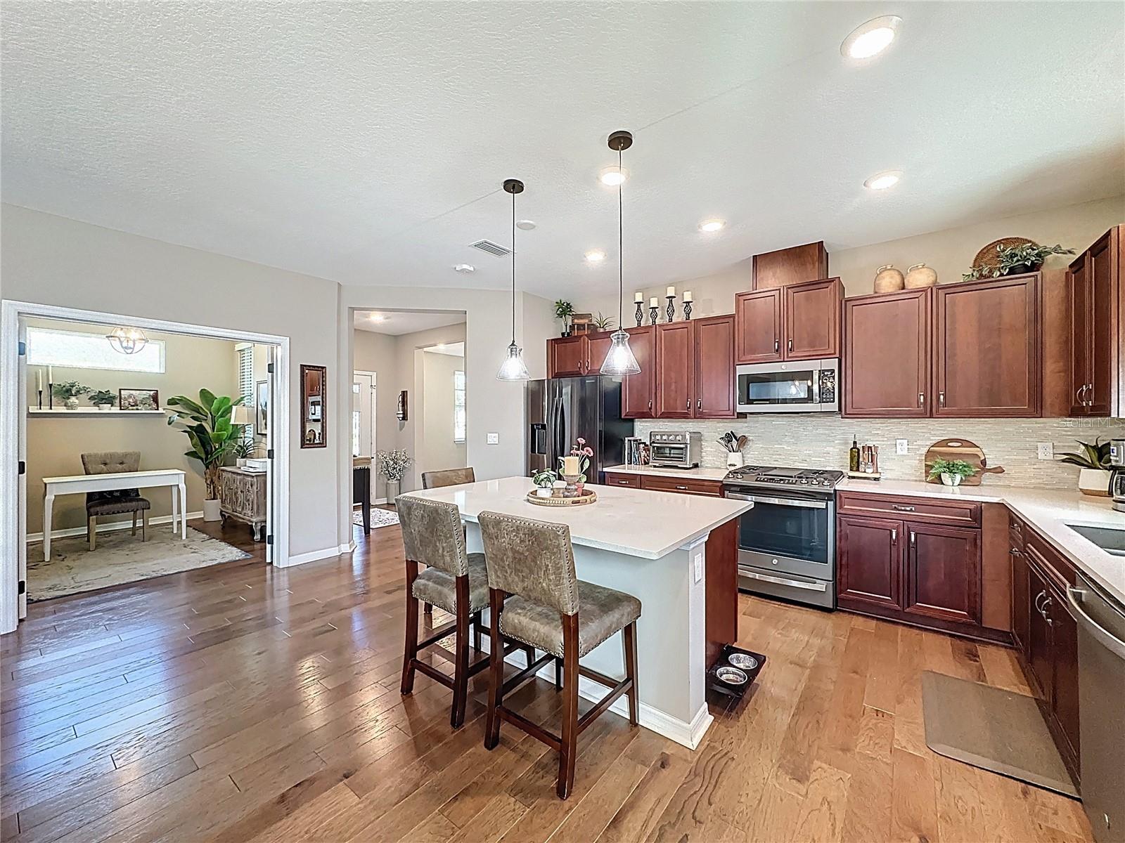 416 ALCOVE DRIVE