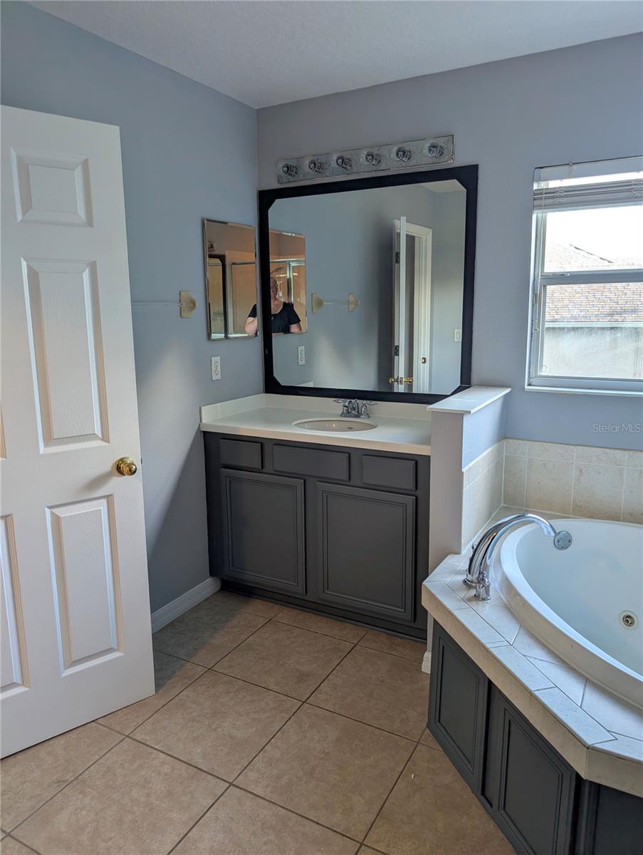 FELLS COVE UNIT 2 PH 1 - Residential Lease