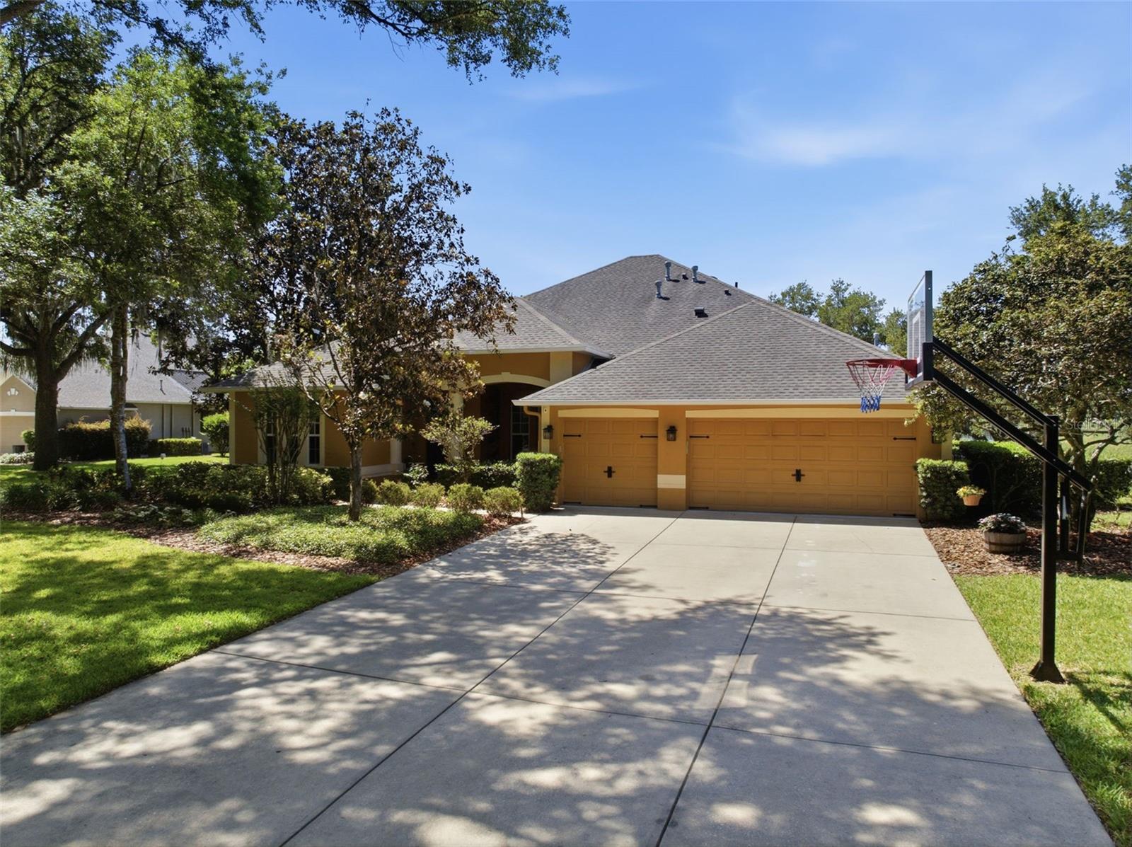 LAKE WEEKS PH 1 - Residential