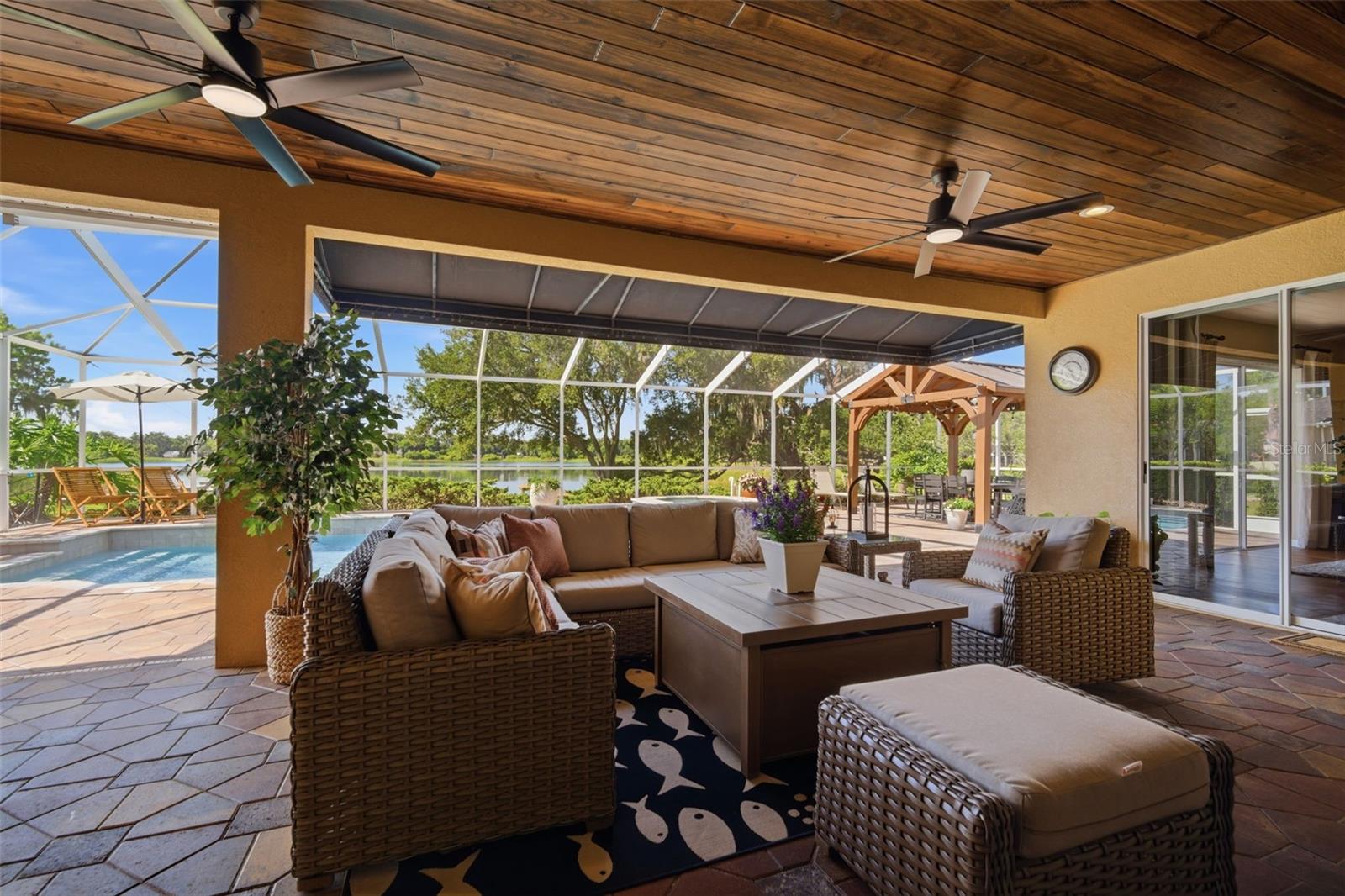 LAKE WEEKS PH 1 - Residential