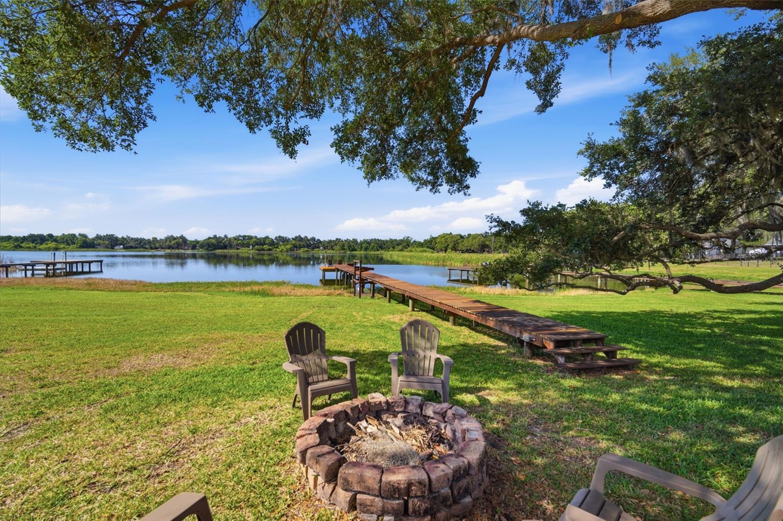LAKE WEEKS PH 1 - Residential