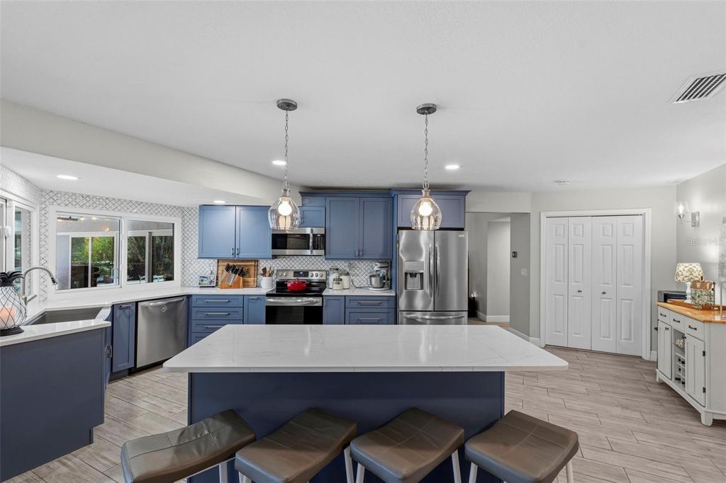 Photo of 3131 Gleneagles Drive E, Clearwater, FL 33761 (MLS # TB8503210)