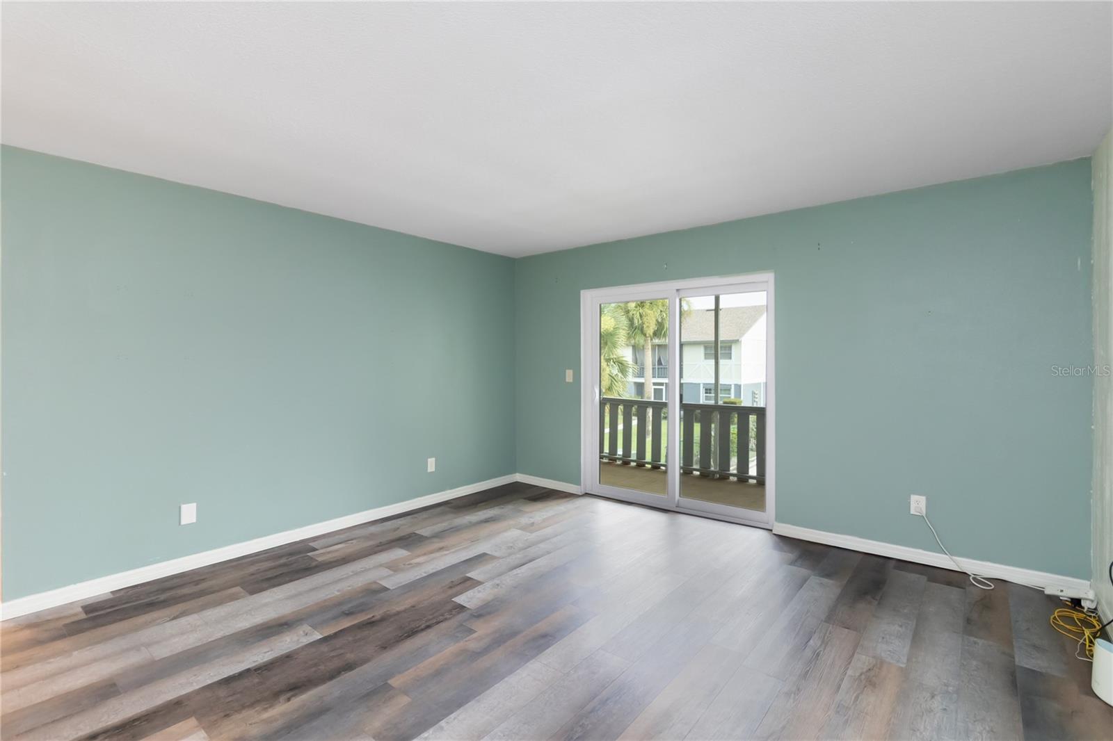 HEATHER HALL CONDO - Residential