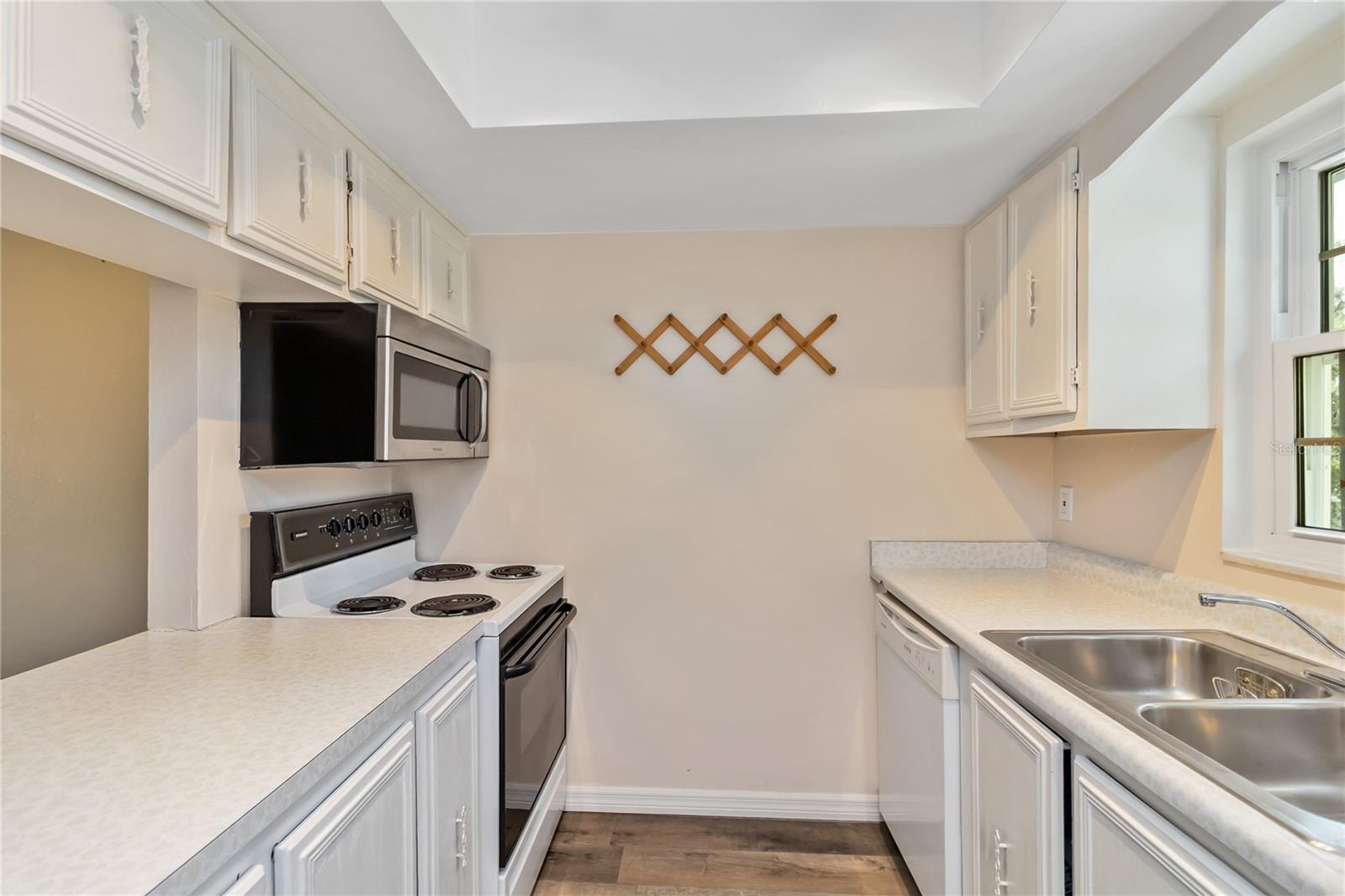 HEATHER HALL CONDO - Residential