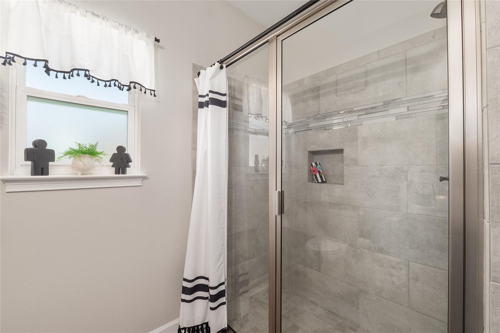 RESERVE/JEWEL LAKE PH 1 - Residential