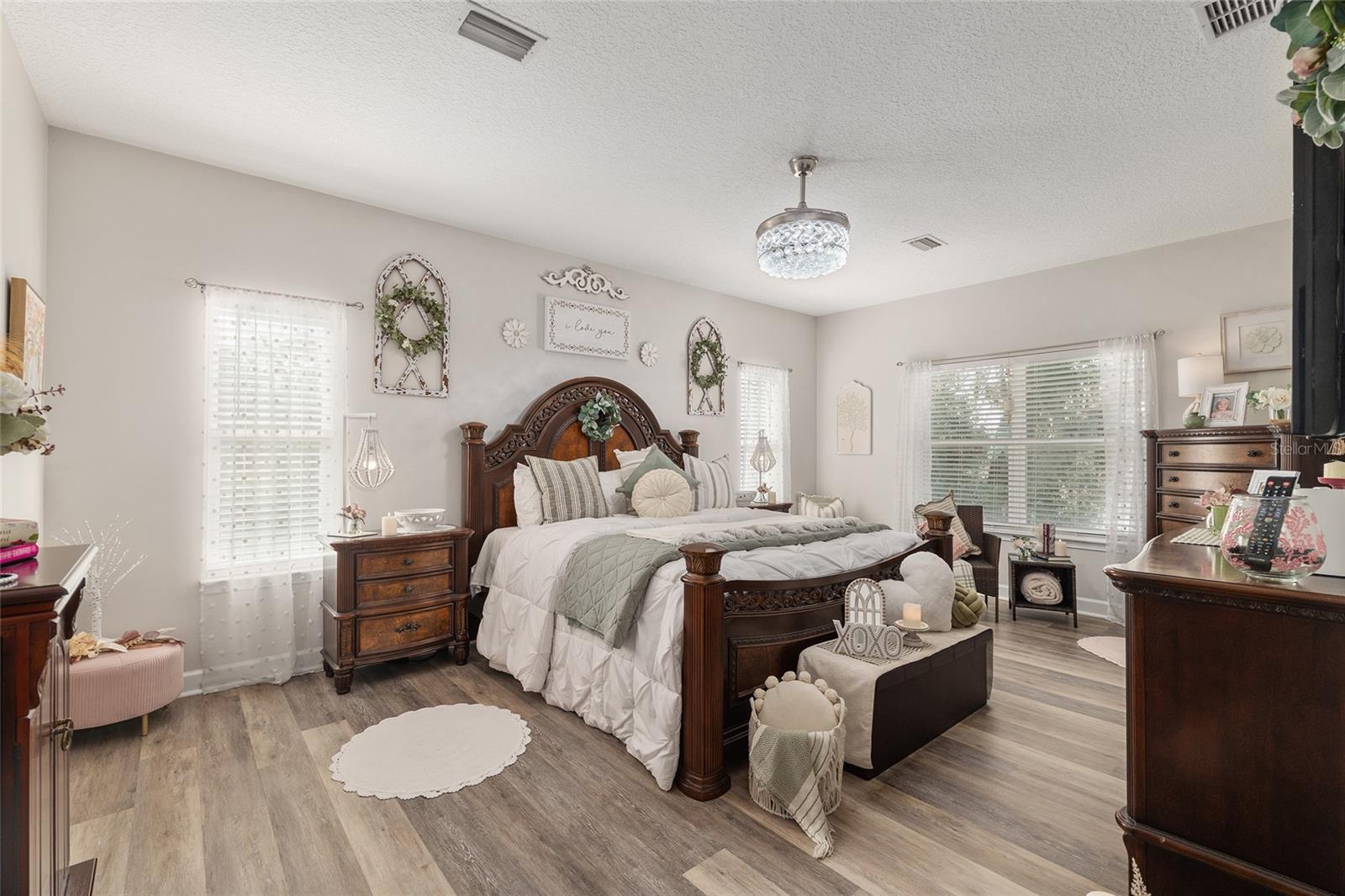 RESERVE/JEWEL LAKE PH 1 - Residential