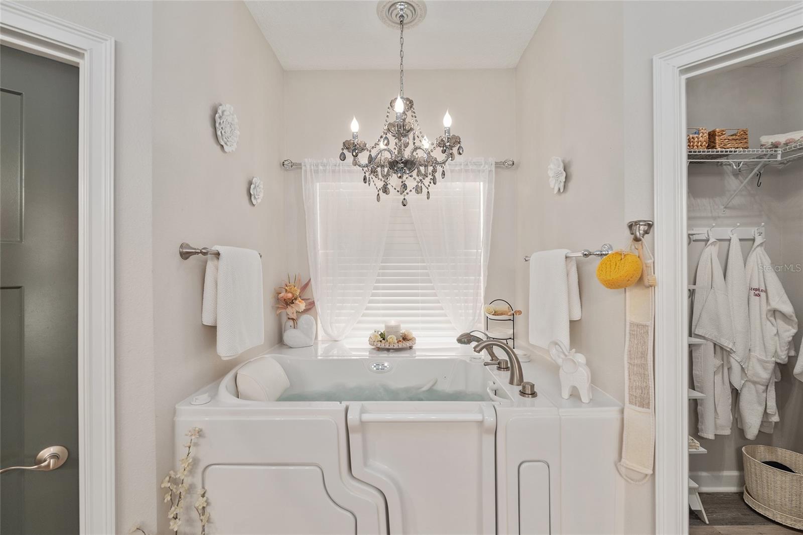 RESERVE/JEWEL LAKE PH 1 - Residential