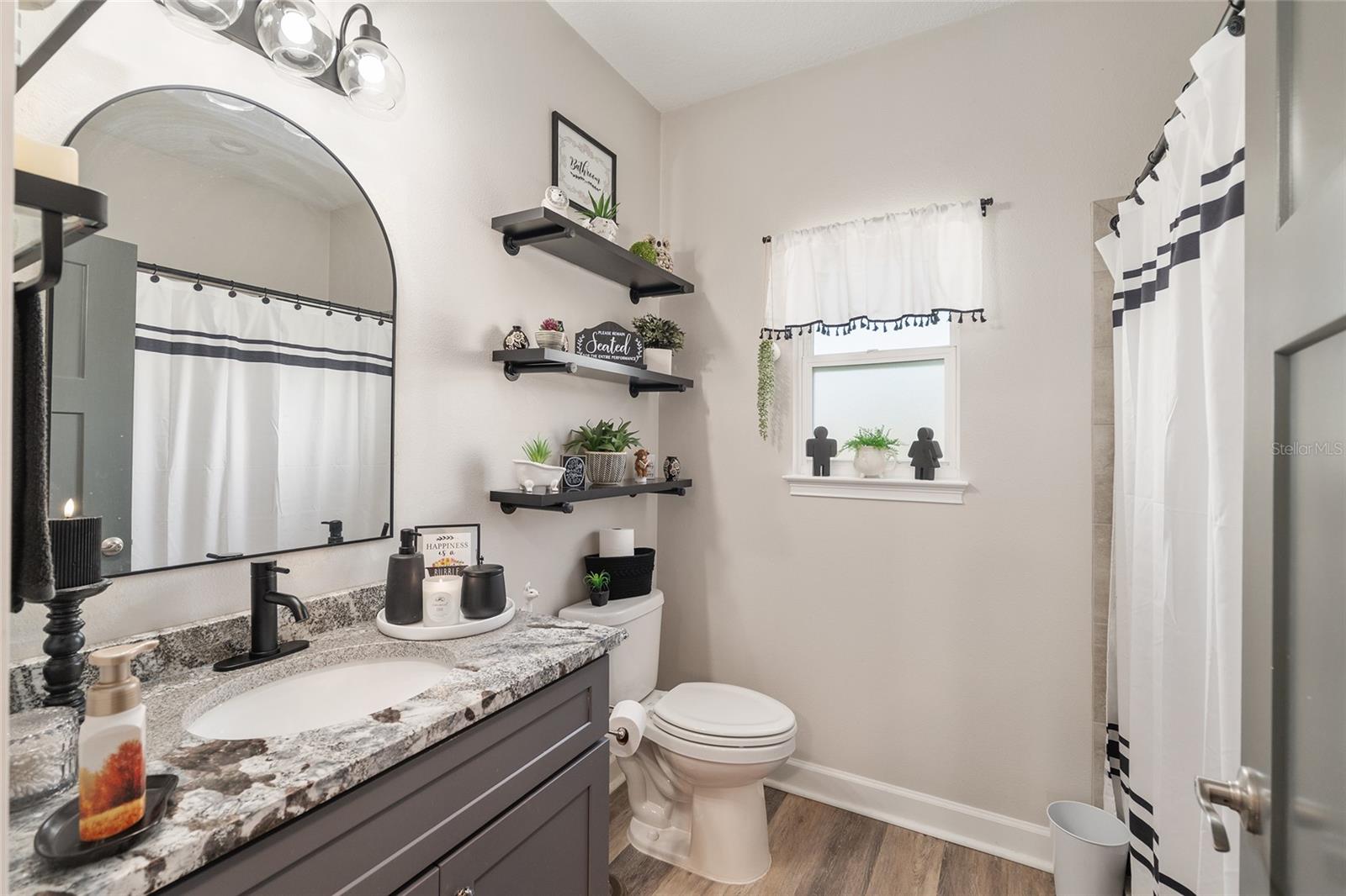 RESERVE/JEWEL LAKE PH 1 - Residential