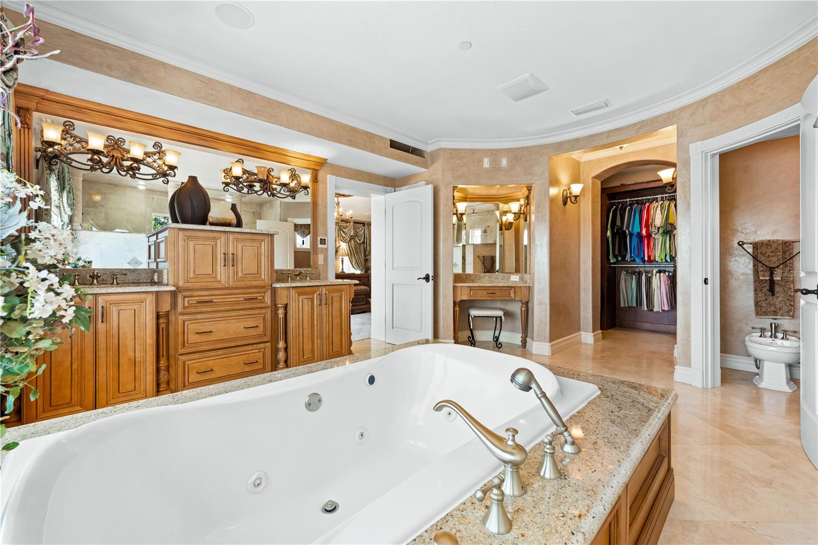 SAINT ARMANDS DIV JOHN RINGLING ESTATES - Residential