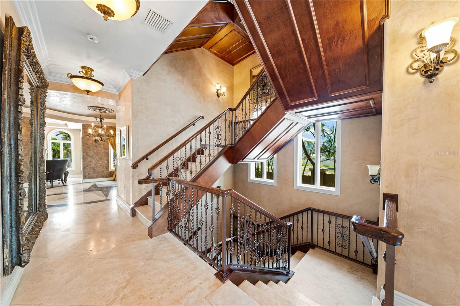 SAINT ARMANDS DIV JOHN RINGLING ESTATES - Residential
