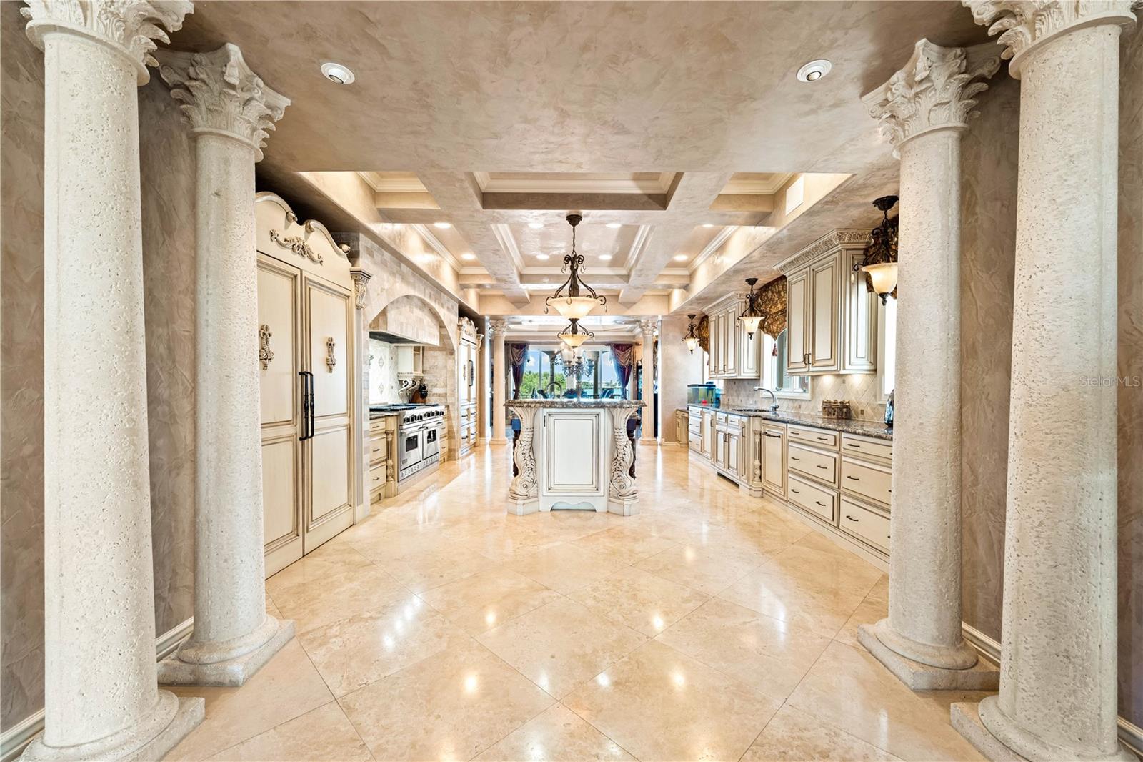 SAINT ARMANDS DIV JOHN RINGLING ESTATES - Residential