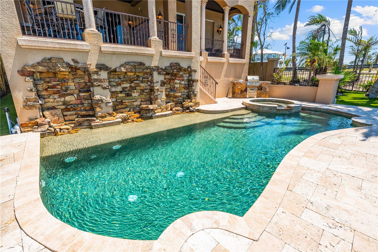 SAINT ARMANDS DIV JOHN RINGLING ESTATES - Residential