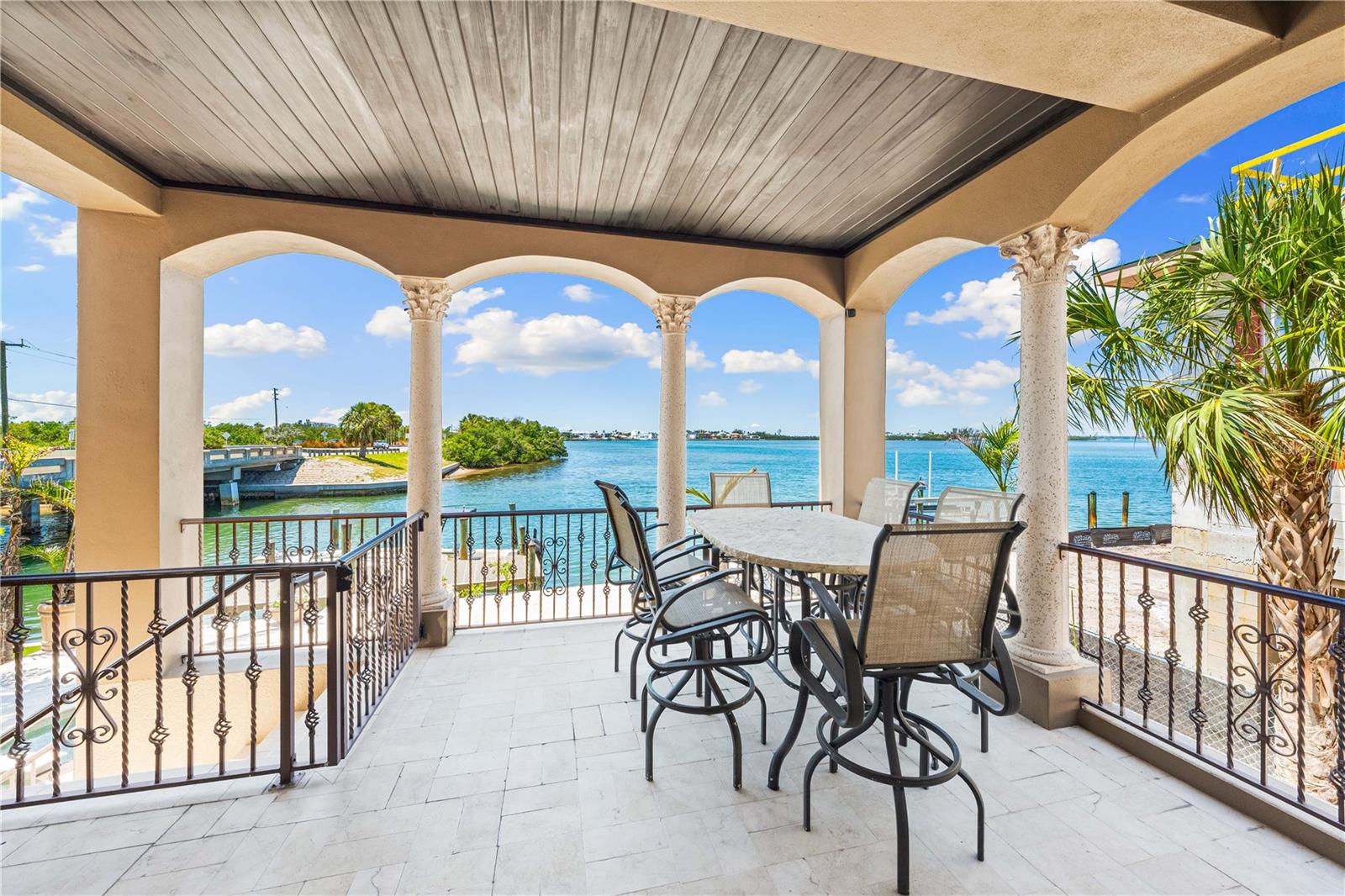 SAINT ARMANDS DIV JOHN RINGLING ESTATES - Residential