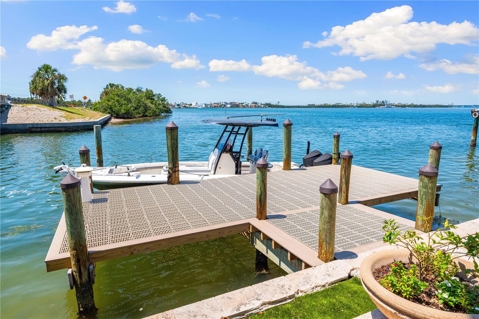 SAINT ARMANDS DIV JOHN RINGLING ESTATES - Residential
