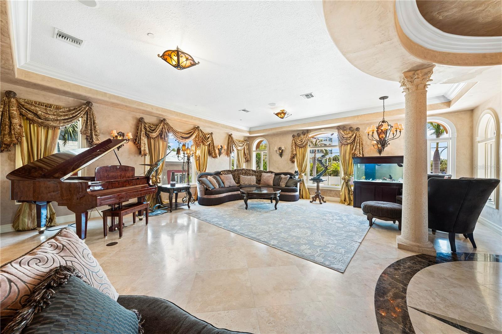 SAINT ARMANDS DIV JOHN RINGLING ESTATES - Residential