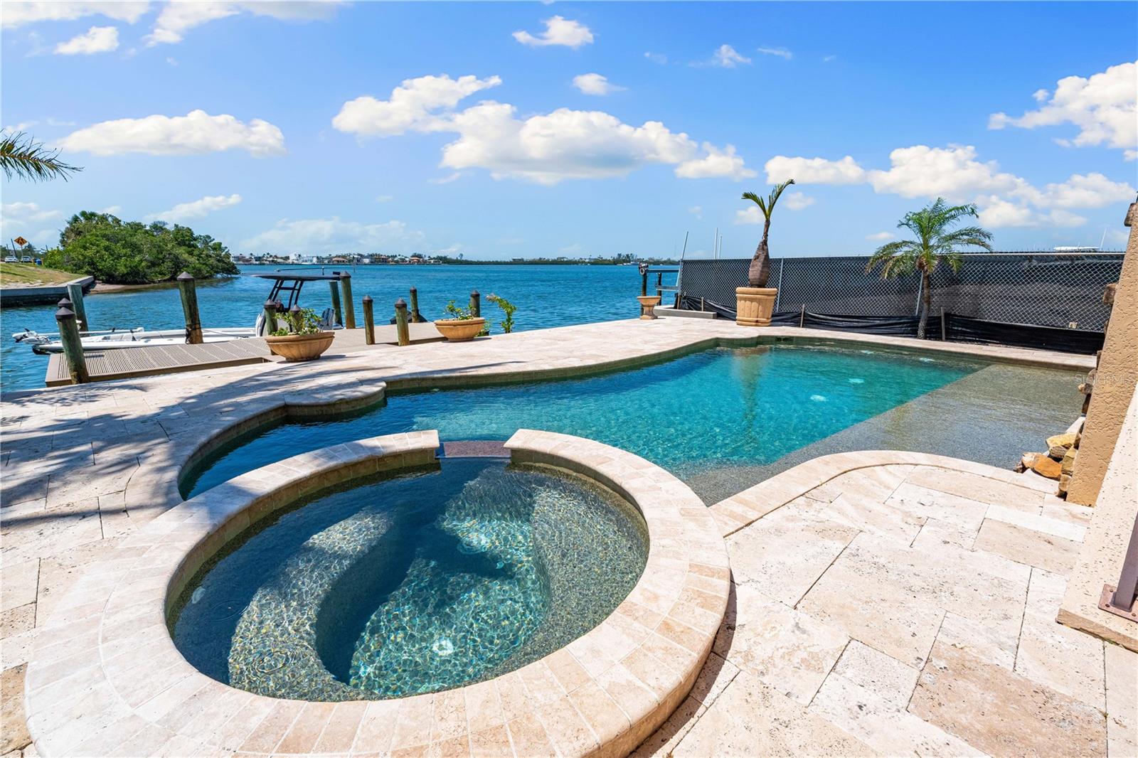 SAINT ARMANDS DIV JOHN RINGLING ESTATES - Residential